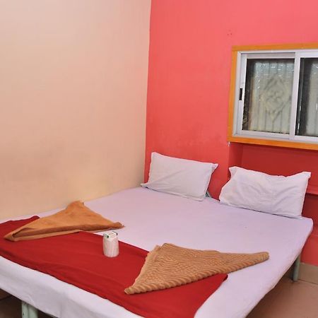 Manju Guest House Hampi Esterno foto