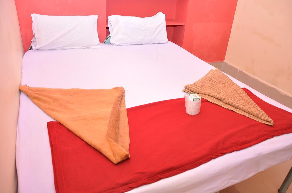Manju Guest House Hampi Esterno foto