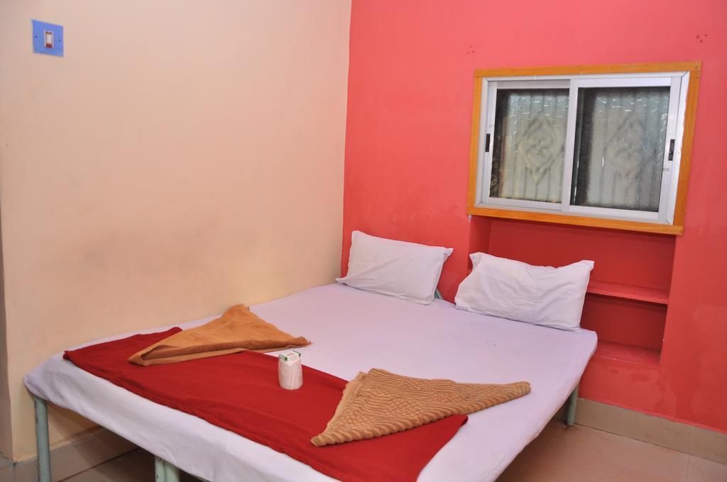 Manju Guest House Hampi Esterno foto